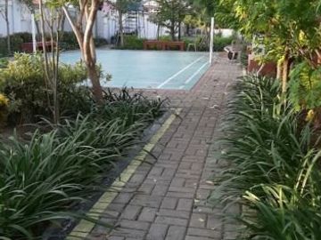 Rumah Taman Rivera regency - Rungkut, cantik siap huni BONUS 2AC
