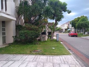 Rumah East Coast Park Pakuwon City , Siap Huni, Murah