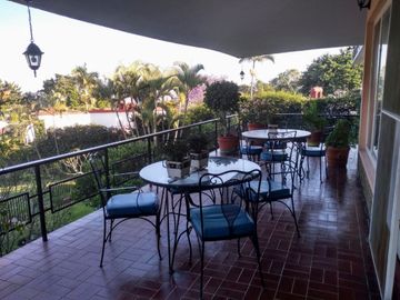 Casa Sola en Jardines de Delicias Cuernavaca - ROVA-10-Cs