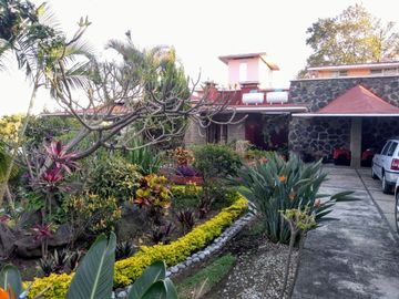 Casa Sola en Jardines de Delicias Cuernavaca - ROVA-10-Cs