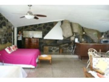 Casa Sola en Jardines de Delicias Cuernavaca - ROVA-10-Cs