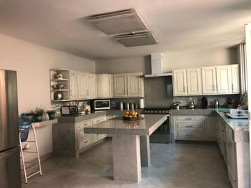 Casa Sola en Jardines de Delicias Cuernavaca - ROVA-10-Cs