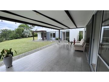 VENTA DE CASA CAMPESTRE EN ARMENIA, QUINDIO, COLOMBIA