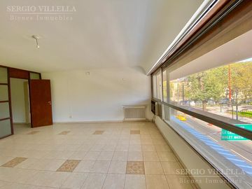 Dpto 4 dorm. | Frente con vista a Plaza Colón | Barrio Centro
