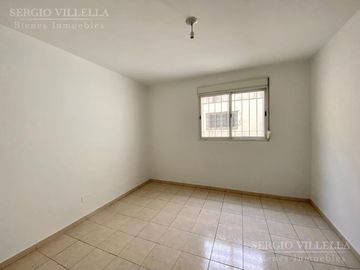 Dpto 4 dorm. | Frente con vista a Plaza Colón | Barrio Centro
