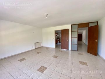 Dpto 4 dorm. | Frente con vista a Plaza Colón | Barrio Centro
