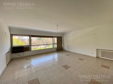 Dpto 4 dorm. | Frente con vista a Plaza Colón | Barrio Centro