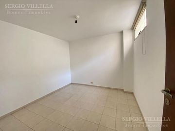 Dpto 4 dorm. | Frente con vista a Plaza Colón | Barrio Centro