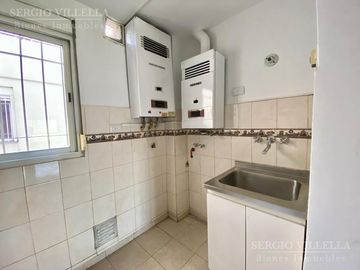 Dpto 4 dorm. | Frente con vista a Plaza Colón | Barrio Centro