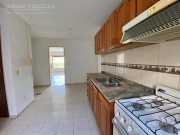 Dpto 4 dorm. | Frente con vista a Plaza Colón | Barrio Centro
