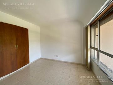 Dpto 4 dorm. | Frente con vista a Plaza Colón | Barrio Centro