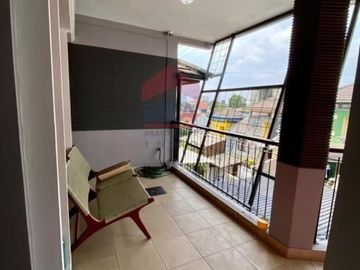 Rumah bersih terawat siap huni full furnished Setraduta Permai M3