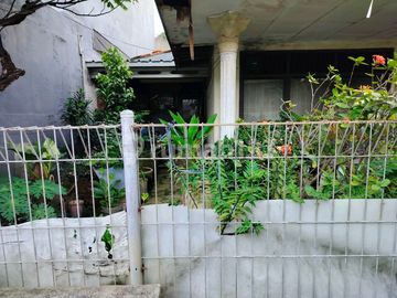 Rumah Lama 1 Lnt Lbr 11m Bisa Kost2an Dan Aman