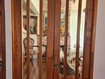 Vende Casa De Tres Pisos y Loft Independiente Los Almendros Reñaca