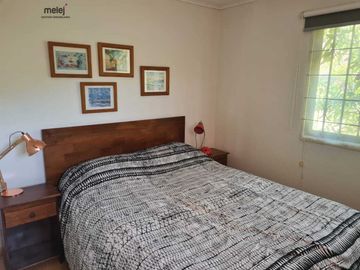 Vende Casa De Tres Pisos y Loft Independiente Los Almendros Reñaca