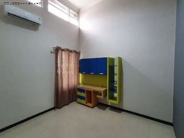 Rumah Pantai Mentari, Strategis, Siap Huni, Full Furnish minimalis modern