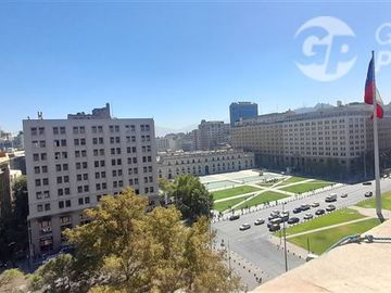 Amplia Oficina en venta en Santiago
