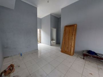 RUMAH MODERN 100 METER KE JALAN BESAR DI PRAMBANAN