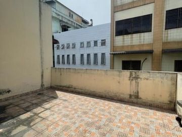 Rumah Jalan Pemuda Baru I (masuk dari sebelah Miramar) Medan