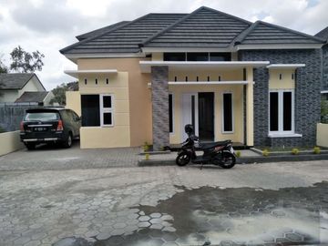 RUMAH SIAP HUNI JOGJA 15 MENIT UGM