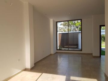 VENDO HERMOSA CASA DE ESTILO MODERNO Y SUTIL