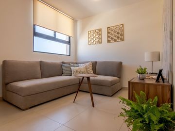 Se Vende Casa en Altos Juriquilla con Roof Garden, Alberca, Premium.