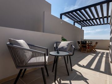 Se Vende Casa en Altos Juriquilla con Roof Garden, Alberca, Premium.