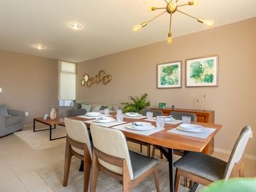 Se Vende Casa en Altos Juriquilla con Roof Garden, Alberca, Premium.