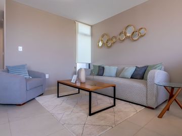 Se Vende Casa en Altos Juriquilla con Roof Garden, Alberca, Premium.