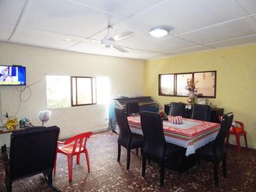 casa-local en venta en montecristo. Cod V83758