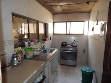 casa-local en venta en montecristo. Cod V83758
