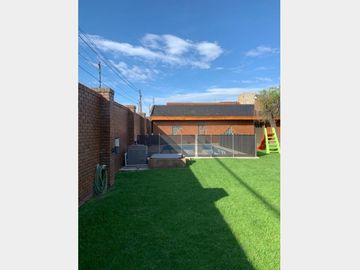 Chalet en Venta Ramos Mejia / La Matanza (A025 3186)