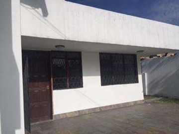 Casa de Venta en San Rafael Sector Colegio Farina, Valle de los Chillos