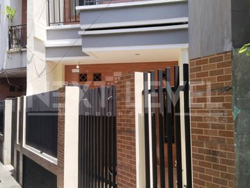 Rumah Sunter dekat Kemayoran Jakarta Murah Bagus