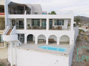 EN VENTA CASA EN 