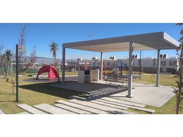 VENTA DE CASA AL SUR DE PACHUCA
