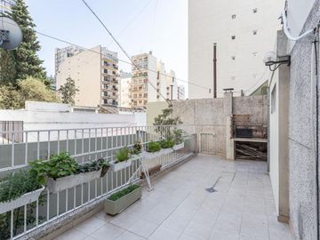 Muñiz al 400 - Almagro // VENTA: Casa de 4 dormitorios