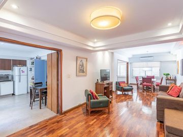 Muñiz al 400 - Almagro // VENTA: Casa de 4 dormitorios