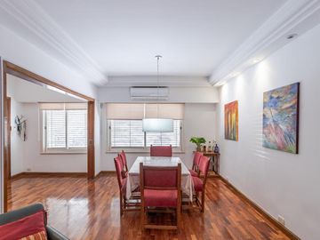 Muñiz al 400 - Almagro // VENTA: Casa de 4 dormitorios