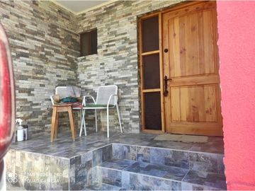 SE VENDE CASA EN ANGAMOS LIMACHE