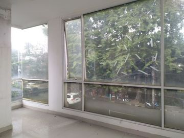 Ruko 3Lt, Hoek, Strategis, Area Komersial Tebet Barat Raya