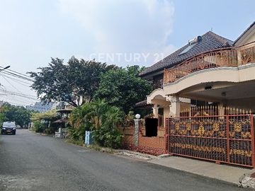 Rumah Cantik Dan Besar, Komplek Duren Sawit, Jakarta Timur S9760
