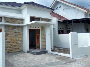 rumah lokasi nitinegoro demangan kota free desain