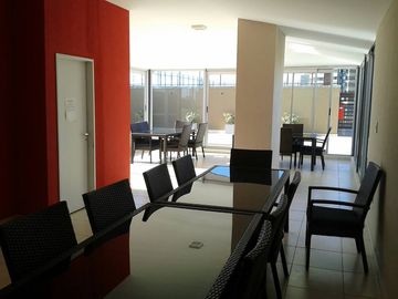 VENTA VA. URQUIZA A ESTRENAR PILETA PARRILLA 3 AMB 78m2 SUM PUERTA BLINDADA AMUEBLADO CUADRO