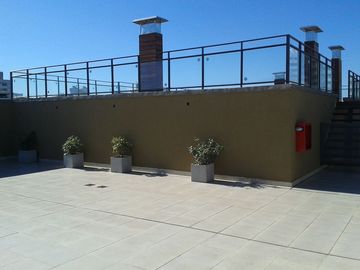 VENTA VA. URQUIZA A ESTRENAR PILETA PARRILLA 3 AMB 78m2 SUM PUERTA BLINDADA AMUEBLADO CUADRO