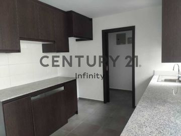 VENDO CASA EN CONOCOTO