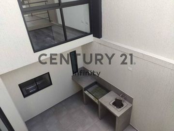 VENDO CASA EN CONOCOTO