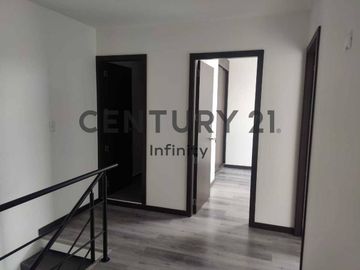 VENDO CASA EN CONOCOTO