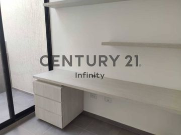 VENDO CASA EN CONOCOTO