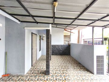 Rumah 16 Menit ke Mall Matahari Daan Mogot SHM Dibantu KPR J-35892